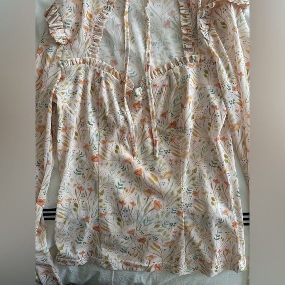 More to Come- Revolve Floral Mesh Longsleeve Tie Blouse - Picture 6 of 9